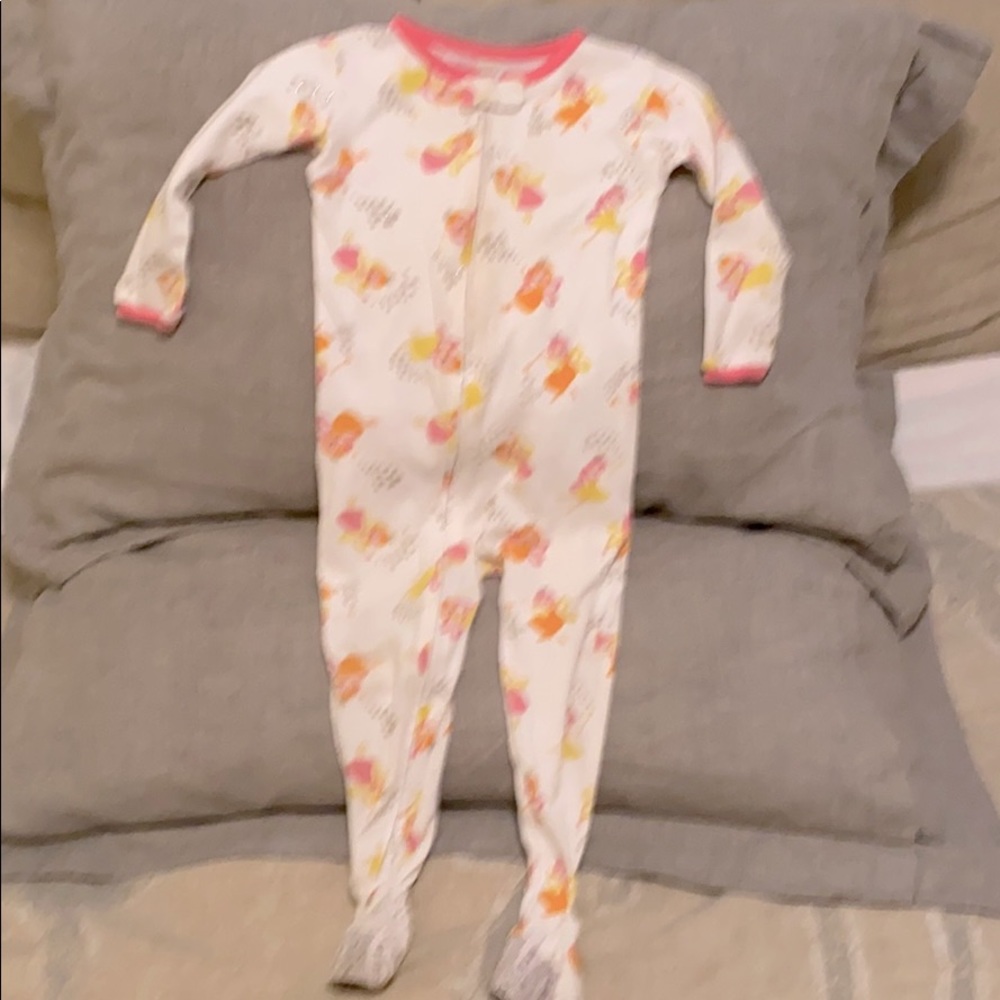 Pajamas with ruffle bum (18M)